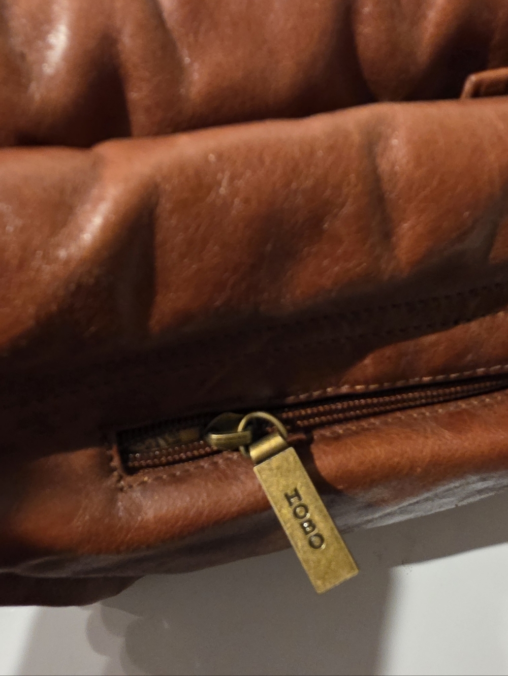 HOBO International Brown Leather Ruched Shoulder Bag Slouchy Satchel 16x10x6 8" - Picture 9 of 9